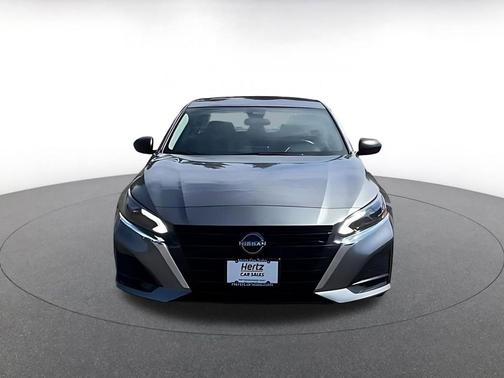 Gun Metallic 2025 Nissan Altima SV FWD
