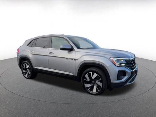 2025 Volkswagen Atlas Cross Sport 2.0T SE w/Technology 4MOTION