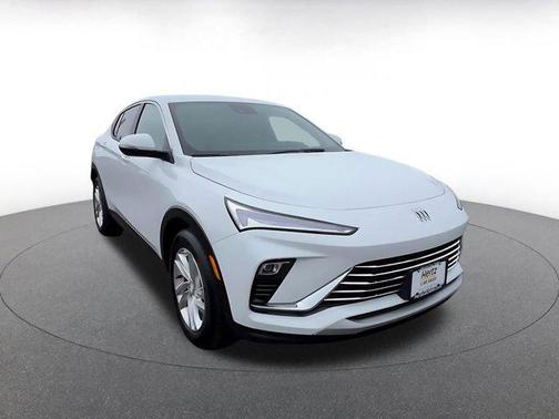 Summit White 2025 Buick Envista Preferred FWD