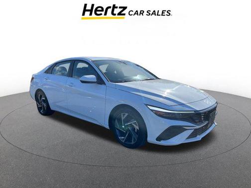 2025 Hyundai ELANTRA SEL