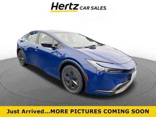 2025 Toyota Prius LE