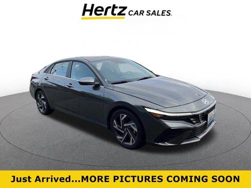 2025 Hyundai ELANTRA SEL