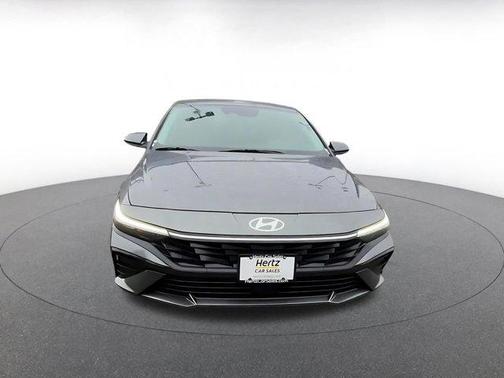 2025 Hyundai ELANTRA SEL