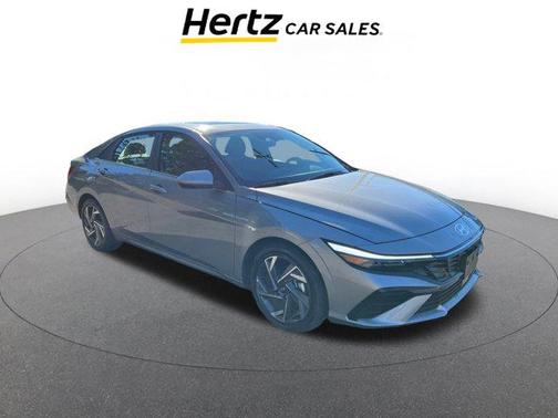 2025 Hyundai ELANTRA SEL