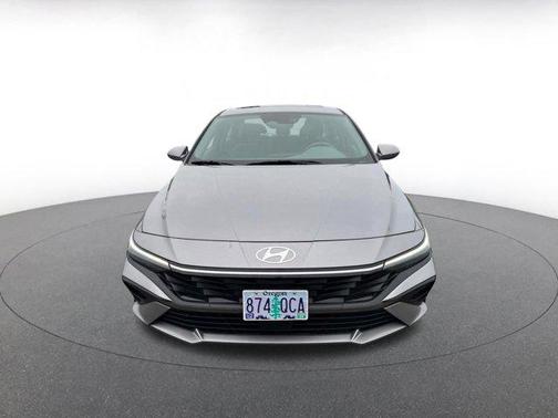 2025 Hyundai ELANTRA SEL