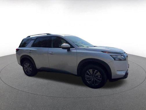 Brilliant Silver Metallic 2025 Nissan Pathfinder SV FWD
