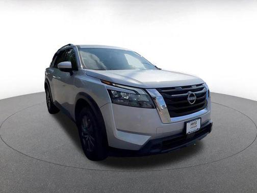 Brilliant Silver Metallic 2025 Nissan Pathfinder SV FWD