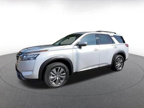 Brilliant Silver Metallic 2025 Nissan Pathfinder SV FWD