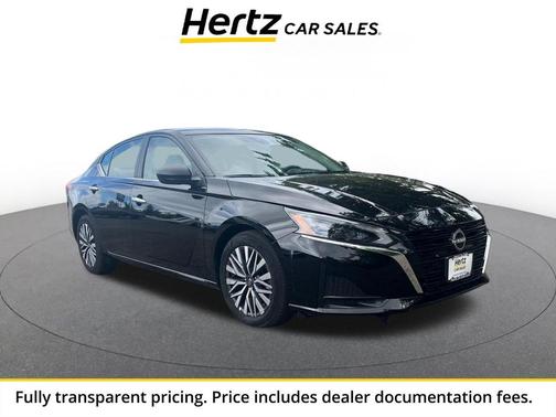Super Black 2025 Nissan Altima SV FWD