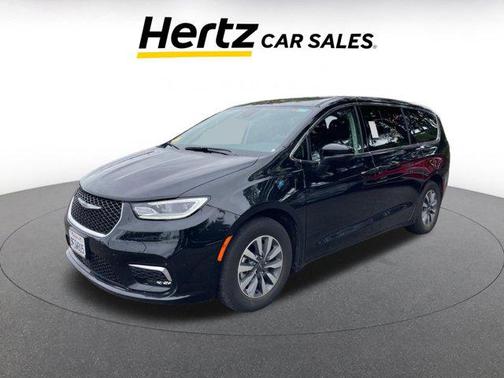 2023 Chrysler Pacifica Hybrid Touring L