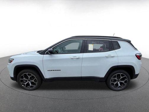 Bright White Clearcoat 2025 Jeep Compass Limited