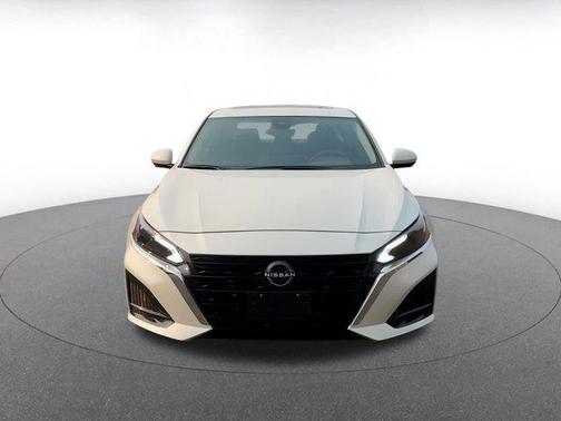 2024 Nissan Altima 2.5 SL