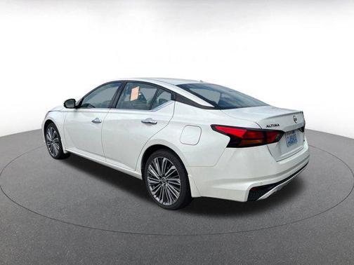 2024 Nissan Altima 2.5 SL