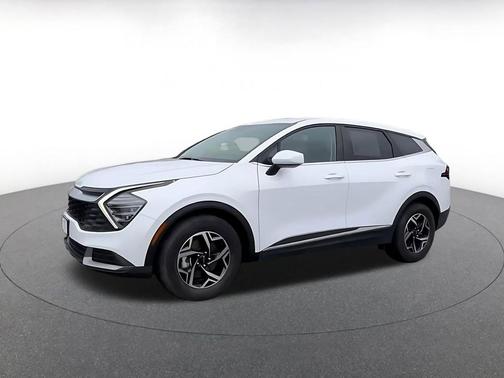 Glacial White Pearl 2025 Kia Sportage LX