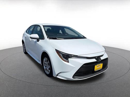 Ice Cap 2025 Toyota Corolla LE