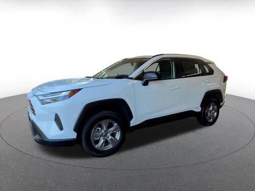 2025 Toyota RAV4 Hybrid LE