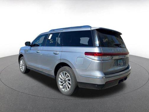 2023 Lincoln Navigator Standard
