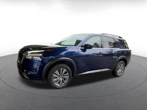 2025 Nissan Pathfinder SV 4WD