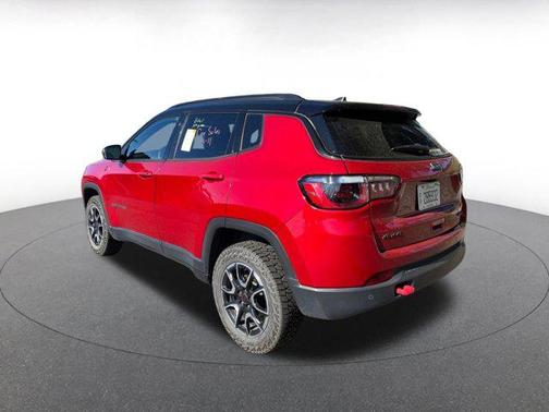 Red Hot Pearlcoat 2025 Jeep Compass Trailhawk