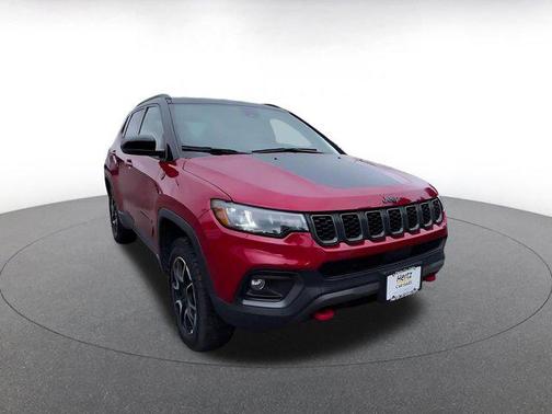 Red Hot Pearlcoat 2025 Jeep Compass Trailhawk