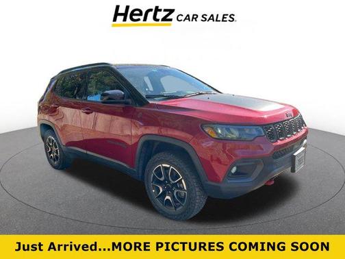 Red Hot Pearlcoat 2025 Jeep Compass Trailhawk
