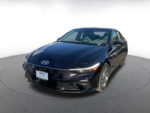 2025 Hyundai ELANTRA SEL