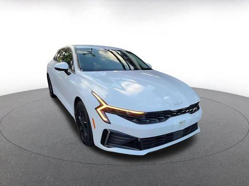 2025 Kia K5 LXS