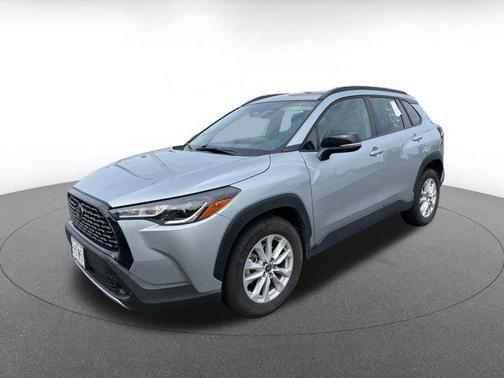 2025 Toyota Corolla Cross LE