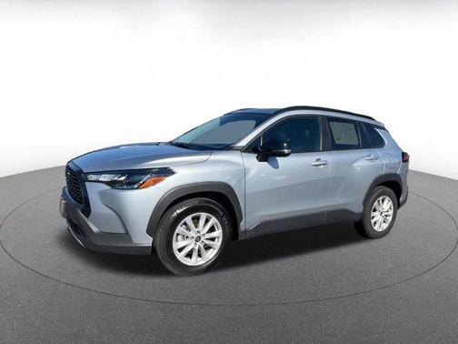 2025 Toyota Corolla Cross LE