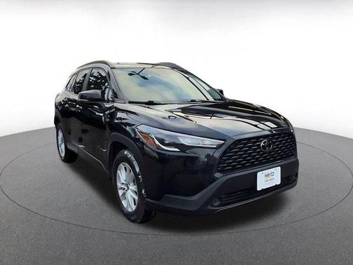 2025 Toyota Corolla Cross LE