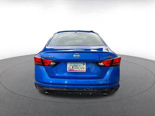 2025 Nissan Altima SR FWD