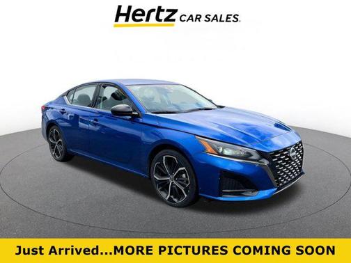 2025 Nissan Altima SR FWD