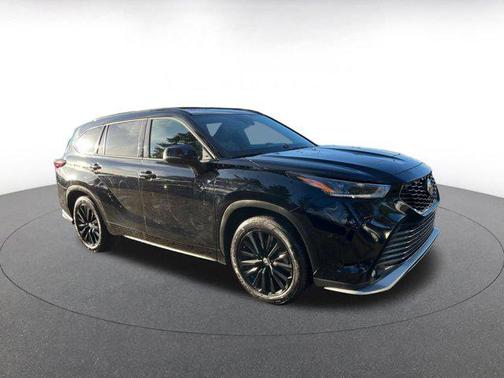 2024 Toyota Highlander XSE