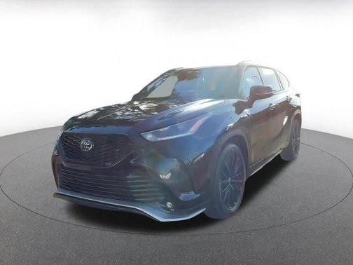 2024 Toyota Highlander XSE