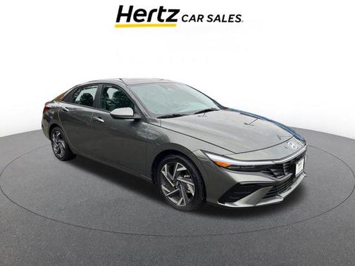 2025 Hyundai ELANTRA SEL