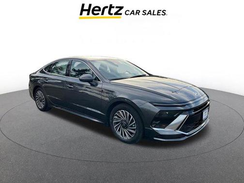 2025 Hyundai SONATA Hybrid SE