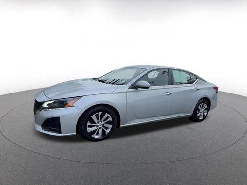 2023 Nissan Altima S FWD