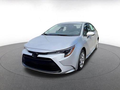 Classic Silver Metallic 2025 Toyota Corolla LE