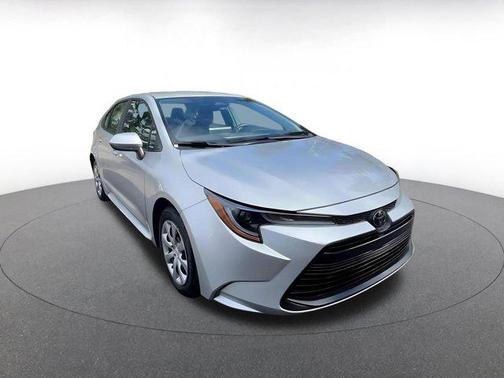 Classic Silver Metallic 2025 Toyota Corolla LE