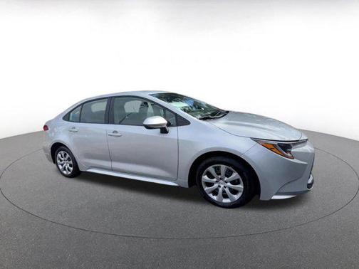 Classic Silver Metallic 2025 Toyota Corolla LE