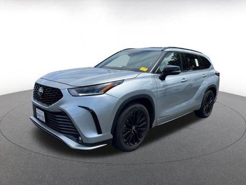 2024 Toyota Highlander XSE