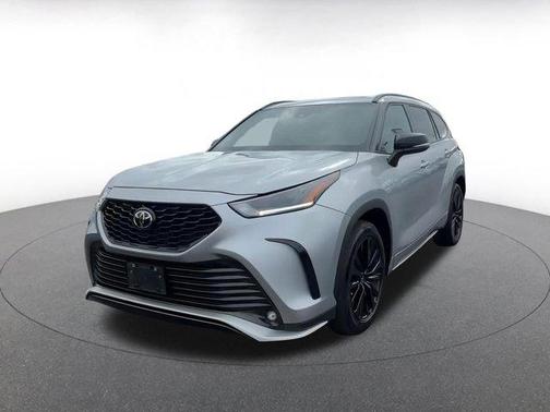 2024 Toyota Highlander XSE