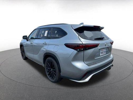 2024 Toyota Highlander XSE