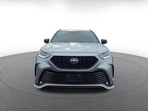 2024 Toyota Highlander XSE