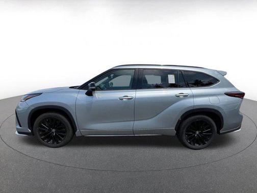 2024 Toyota Highlander XSE