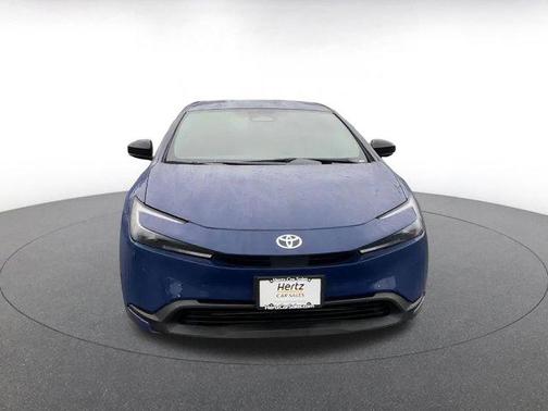 2025 Toyota Prius LE