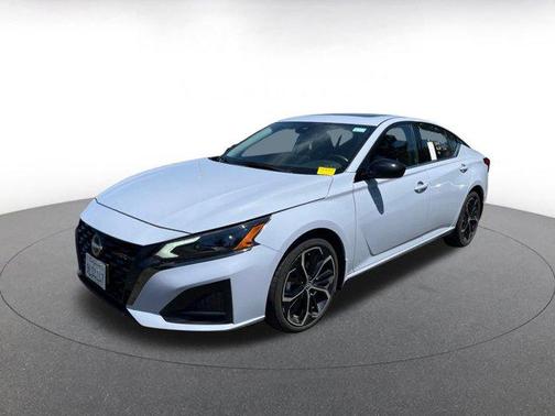 2024 Nissan Altima SR Intelligent AWD