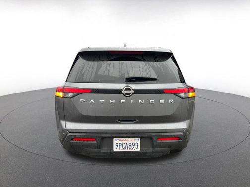 2025 Nissan Pathfinder SV FWD