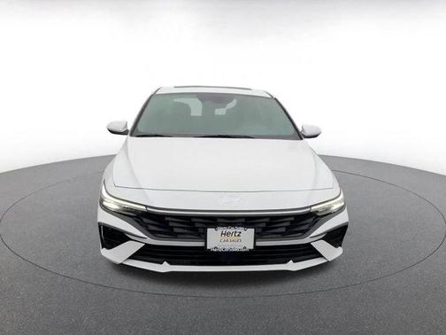 2025 Hyundai ELANTRA SEL