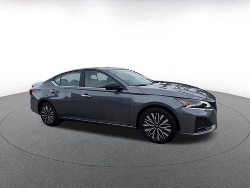 Gun Metallic 2025 Nissan Altima SV FWD